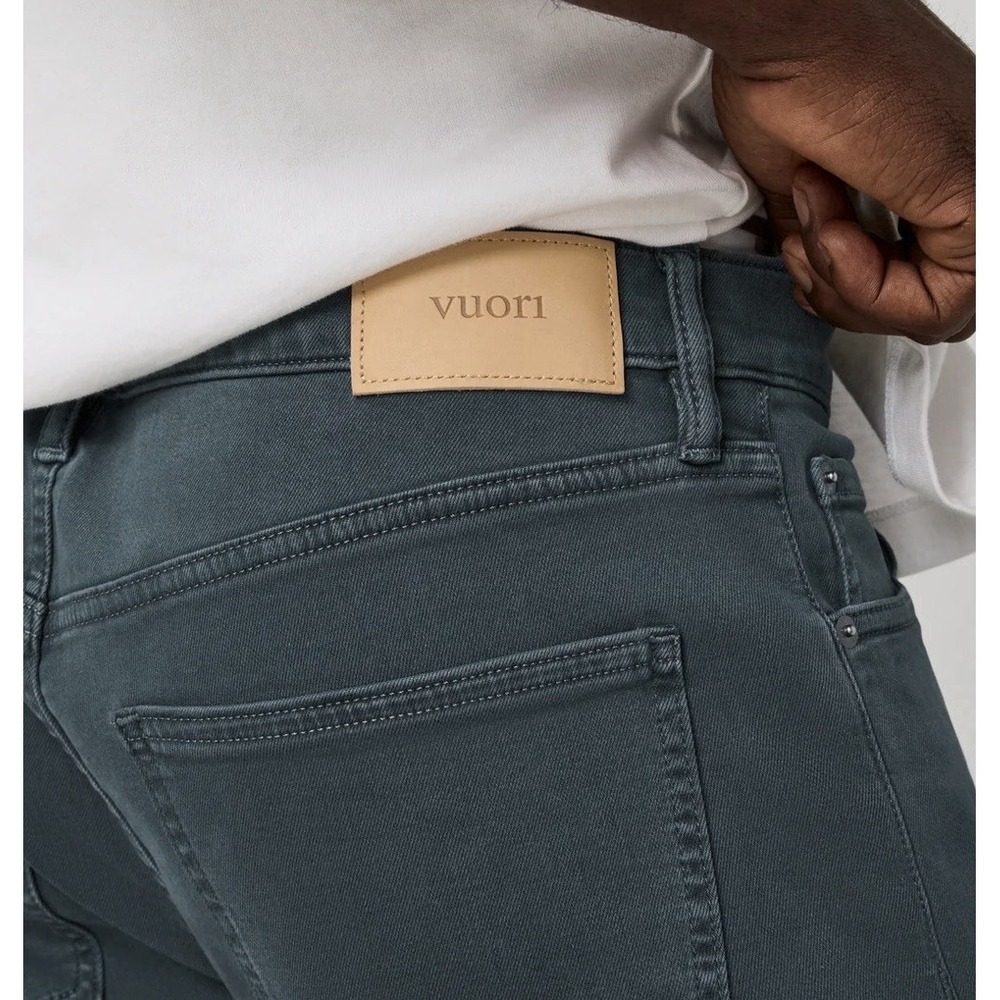 Vuori Men's Benton Stretch Twill Pant Classic Fit Pant Jeans 34 Lake Green V4041 - Picture 2 of 16
